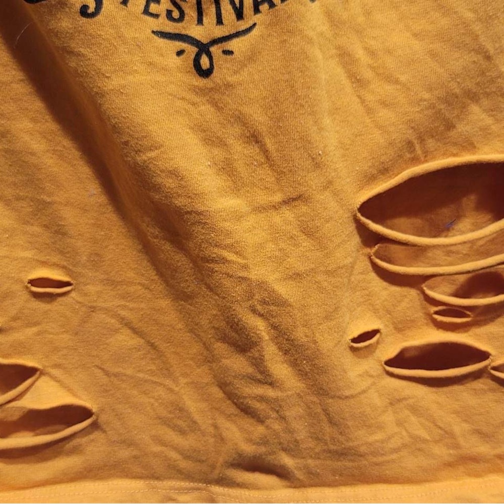 Mustard tshirt - Picture 7 of 9